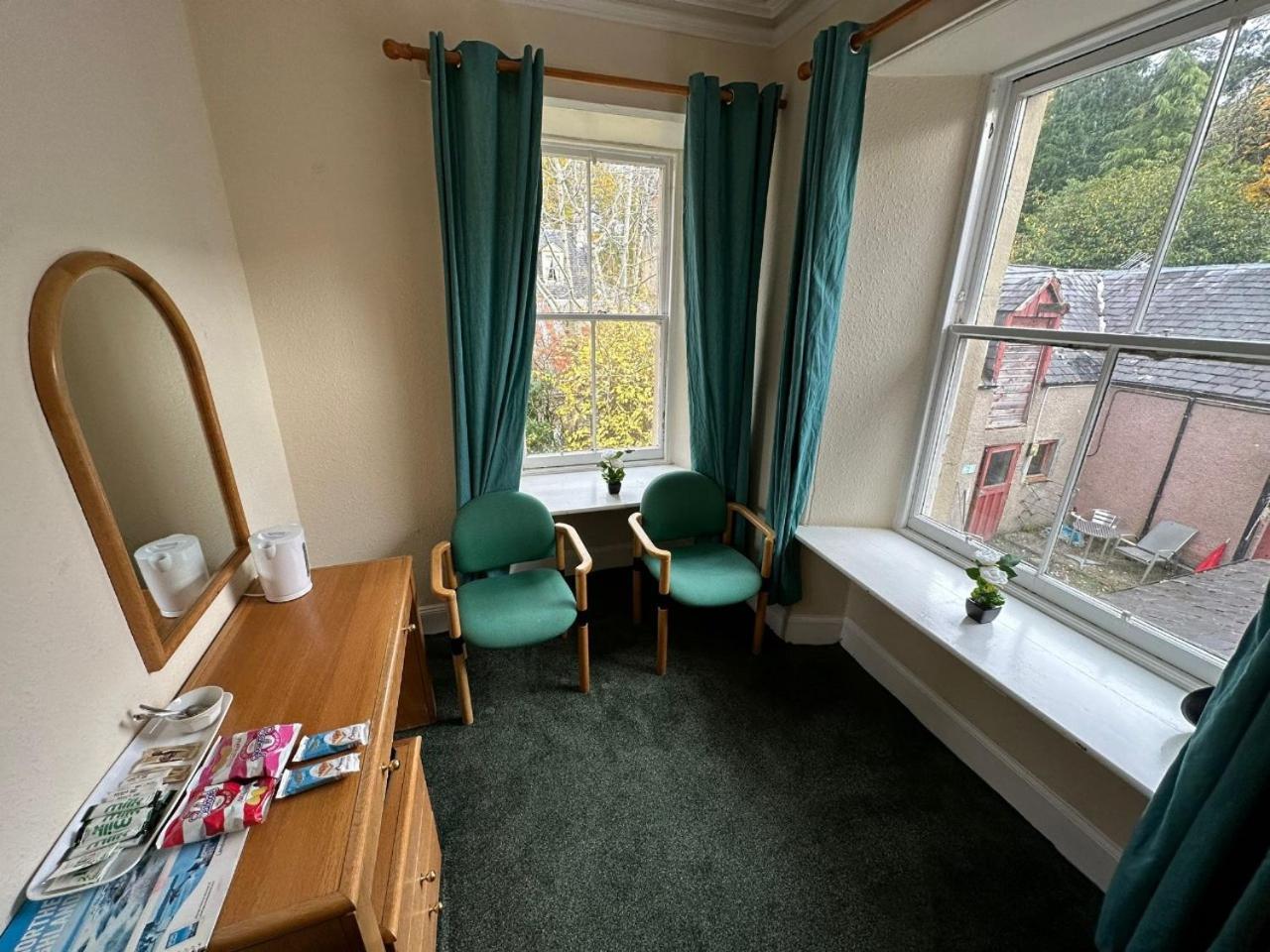 Mackay'S Spa Lodge Hotel Strathpeffer Extérieur photo